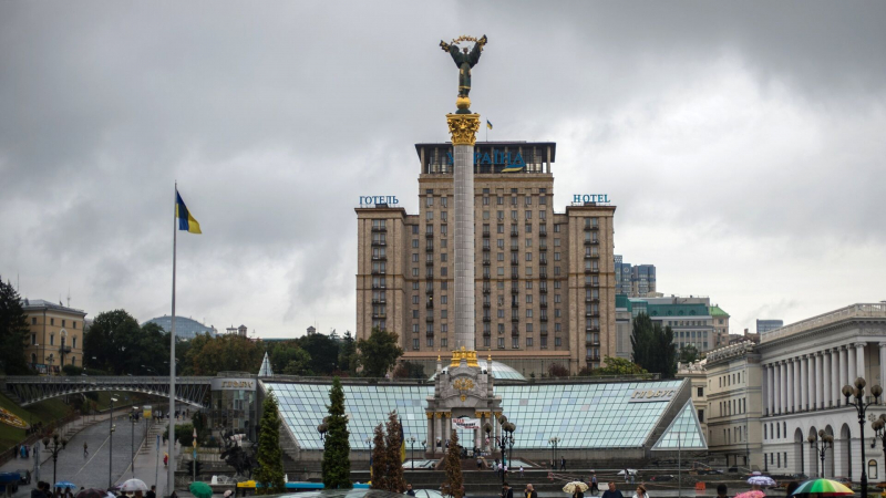 "Цирк снова в сборе". На Западе сообщили Украине неприятные новости